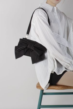 Soft Cute Bow Underarm Crossbody Bag for Women - Niche Spring/Summer Style, High-Quality Fashion Accessory