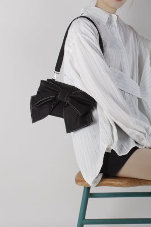 Soft Cute Bow Underarm Crossbody Bag for Women - Niche Spring/Summer Style, High-Quality Fashion Accessory