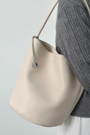 Soft Leather Water Bucket Tote Bag for Women - Summer 2024 Niche Shoulder Bag, Commuting Underarm Style