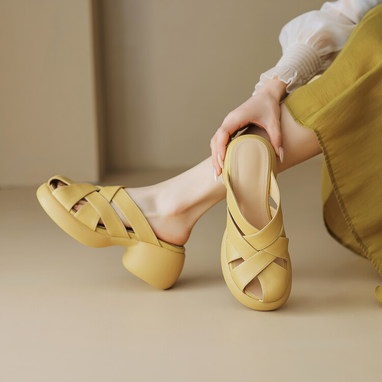 Soft Sole Italian-Style Leather Loafers for Women - Comfortable, Versatile, Fashionable Cowhide Footwear Soft Sole Italian-Style Leather Loafers for Women - Comfortable, Versatile, Fashionable Cowhide Footwear