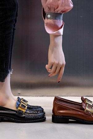 Soft-Soled Italian-Style Women's Leather Shoes - Trendy 3 cm Cowhide Slip-Ons for Comfort and Style