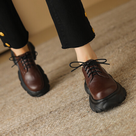 Soft-Soled Italian-Style Women's Shoes in Genuine Leather - Comfortable 6 cm Heels for Trendy, Fashionable Looks Soft-Soled Italian-Style Women's Shoes in Genuine Leather - Comfortable 6 cm Heels for Trendy, Fashionable Looks