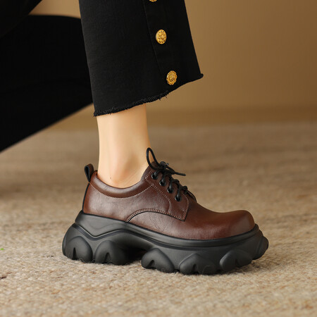 Soft-Soled Italian-Style Women's Shoes in Genuine Leather - Comfortable 6 cm Heels for Trendy, Fashionable Looks Soft-Soled Italian-Style Women's Shoes in Genuine Leather - Comfortable 6 cm Heels for Trendy, Fashionable Looks