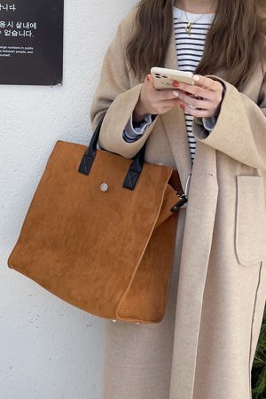 Soft Texture Large Capacity Shoulder Tote Bag for Women - Casual Commuting Crossbody Style