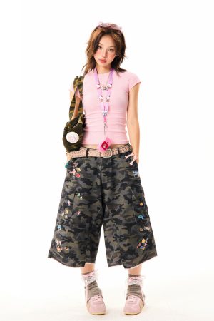 Solid Color Pink Cropped T-Shirt for Women - Short Sleeve, Slim Fit, Spicy Girl Style, Summer Essential