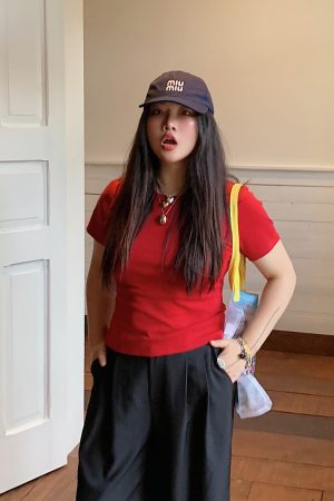 Solid Color Round Neck Short Sleeve T-Shirt for Women - Slim Fit Waist-Cinching Summer Top 2025, Flattering Shoulder Design