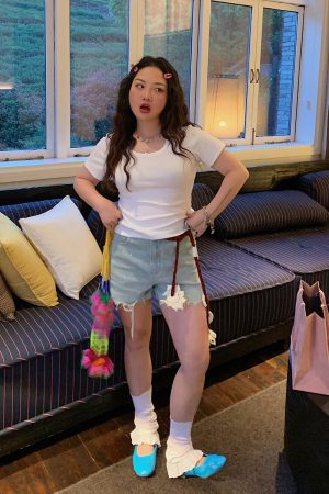 Solid Color Round Neck Short Sleeve T-Shirt for Women - Slim Fit Waist-Cinching Summer Top 2025, Flattering Shoulder Design