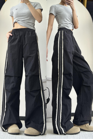 Spicy Girl Cargo Pants for Women â€“ American-Style Lace Splicing, Wide-Leg Design, Flattering for Petite Figures, Versatile Casual Wear