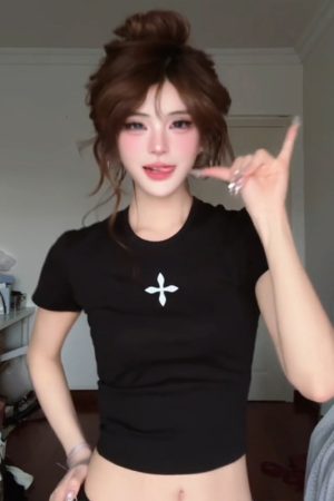 Spicy Girl Cross Print Shoulder T-Shirt for Women - Vintage Slim Fit Short Sleeve Top - Summer American Style Trend