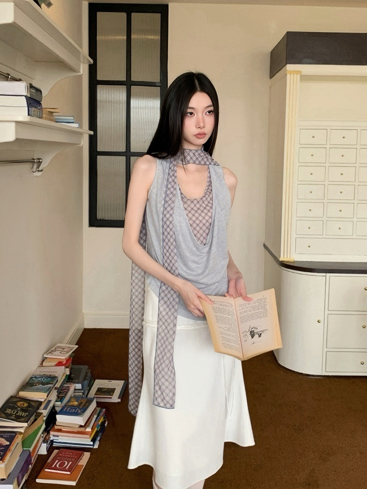 Spicy Girl Off-Shoulder Fake Two-Piece Sleeveless T-Shirt - Patterned Lazy Style Top for Women, Y2K and Casual Fashion Spicy Girl Off-Shoulder Fake Two-Piece Sleeveless T-Shirt - Patterned Lazy Style Top for Women, Y2K and Casual Fashion