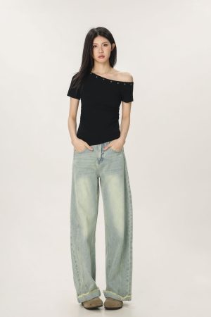 Spicy Girl Off-Shoulder Short Sleeve T-Shirt for Women - American Style Summer Slim Fit Top with Beautifully Tailored Waist