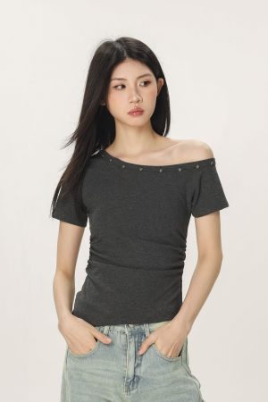 Spicy Girl Off-Shoulder Short Sleeve T-Shirt for Women - American Style Summer Slim Fit Top with Beautifully Tailored Waist