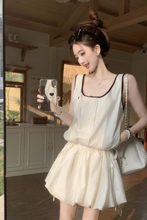 Sporty Casual Sleeveless Floral Balloon Bubble Dress for Girls - Trendy 90s Inspired Design