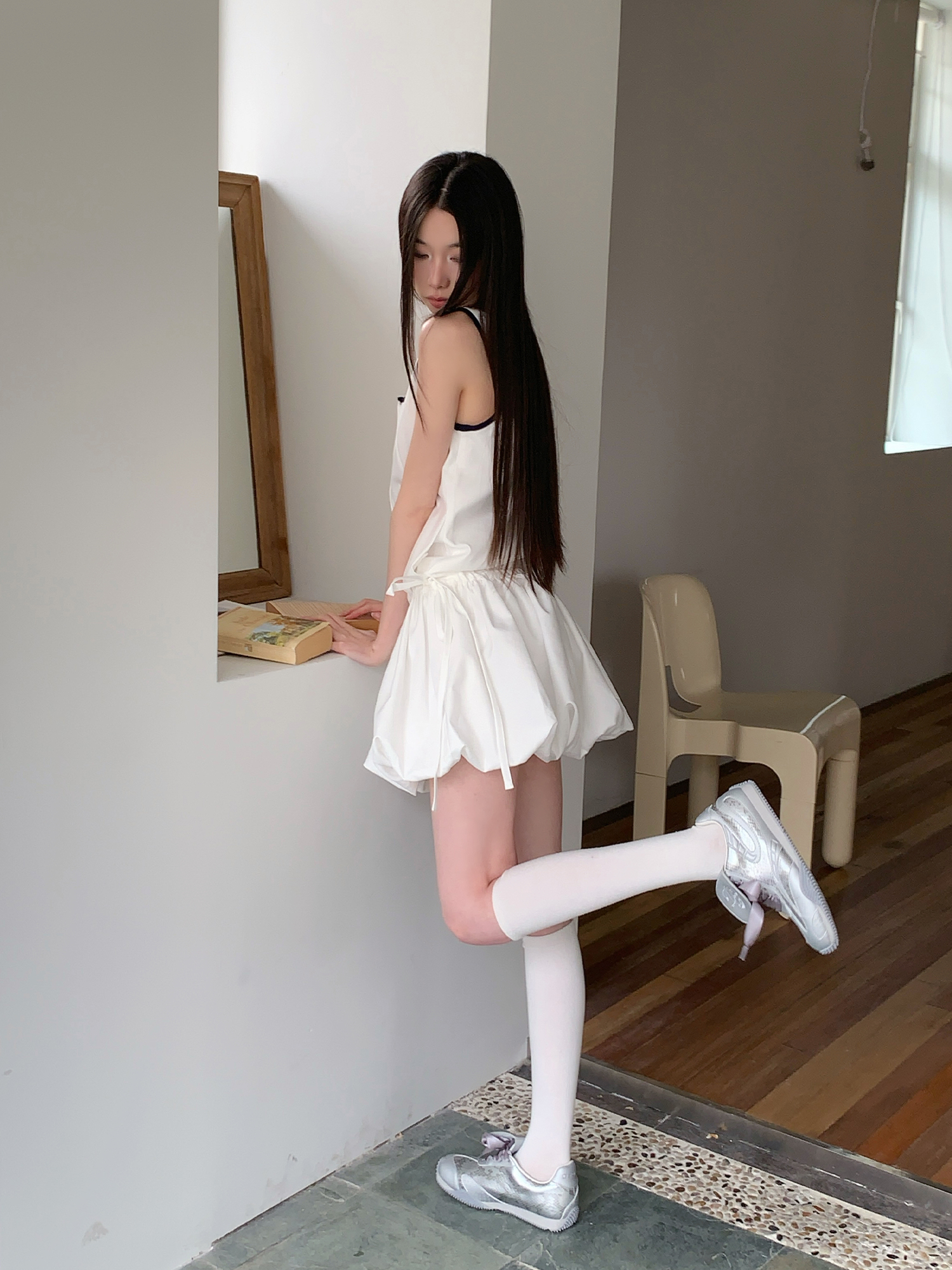 Sporty Casual Sleeveless Floral Balloon Bubble Dress for Girls - Trendy 90s Inspired Design Sporty Casual Sleeveless Floral Balloon Bubble Dress for Girls - Trendy 90s Inspired Design