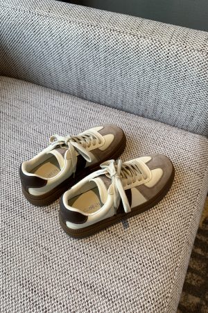 Spring 2025 Casual Sports Sneakers - Color-Blocking Genuine Leather Lace-Up Thick-Soled Retro Training Shoes for Students