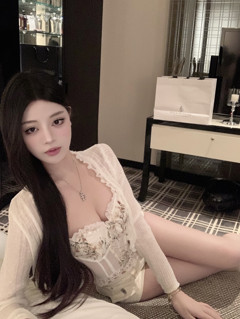 Spring Summer Ruffled Short Cardigan - Ice Silk Sun Protection Jacket for Women - Lightweight, Breezy Style Spring Summer Ruffled Short Cardigan - Ice Silk Sun Protection Jacket for Women - Lightweight, Breezy Style