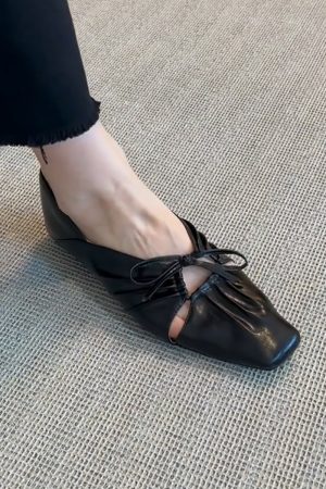 Square-Toed Pleated Hollow Mary Jane Shoes with Bow - French Style Low-Heeled Loafers, Sheepskin Small Leather Shoes