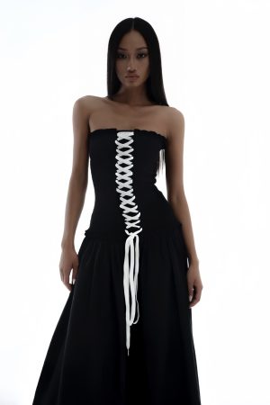 Strapless Black Dress with Chest Strap - High-End Feel, Perfect for Outings, Instagram-Worthy Vietnamese Hot Girl Style