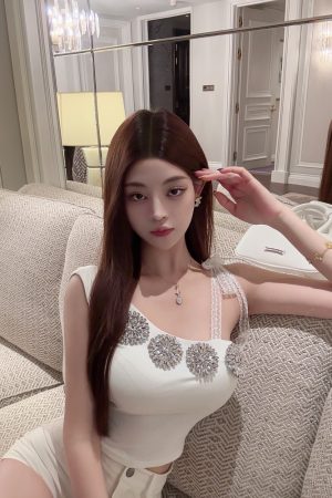 Strapless Sexy Top with Built-In Padding in Pure Desire Style for Women - Fashionable and Chic Summer Essential