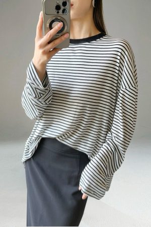 Striped Long-Sleeve Lightweight T-Shirt for Women - Summer Style, Loose-Fitting, Breathable Base Layer, Versatile Casual Top