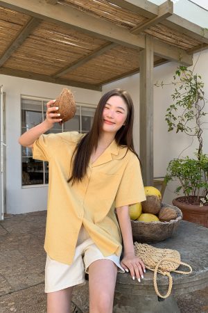 Striped Short-Sleeve Shirt for Women - Loose-Fitting Summer Blouse, Stylish 2025 Niche Design, Trendy Casual Top