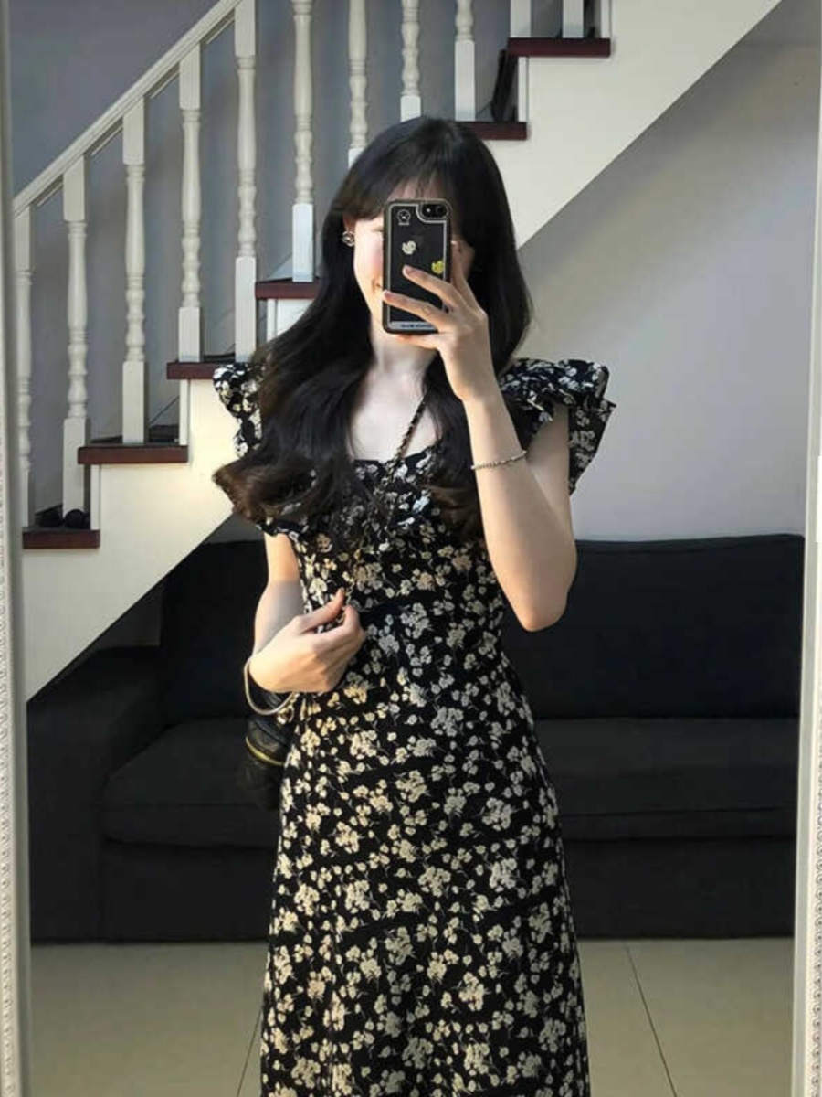 Stunning Black Floral Midi Dress with Cap Sleeves - 2025 Summer Date Night French Tea-Length Style Stunning Black Floral Midi Dress with Cap Sleeves - 2025 Summer Date Night French Tea-Length Style