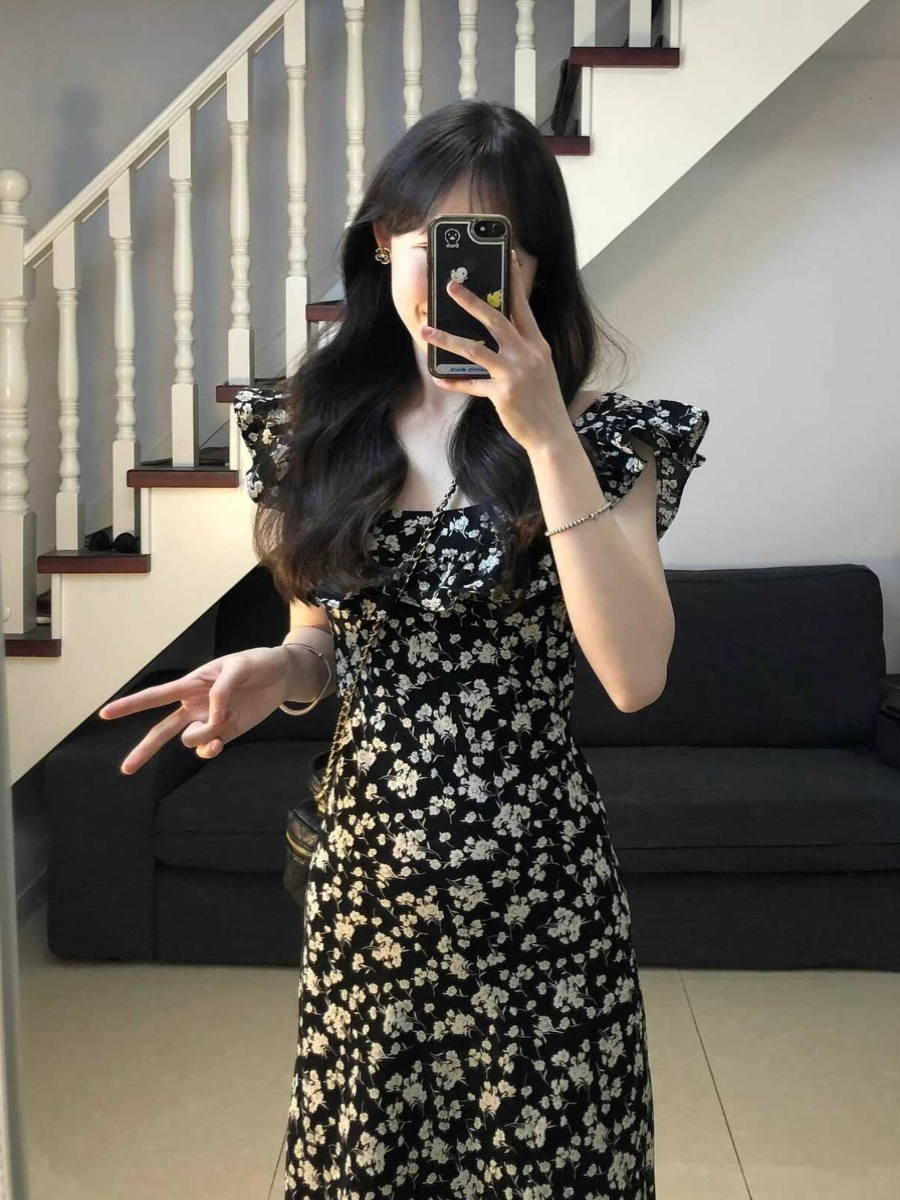 Stunning Black Floral Midi Dress with Cap Sleeves - 2025 Summer Date Night French Tea-Length Style Stunning Black Floral Midi Dress with Cap Sleeves - 2025 Summer Date Night French Tea-Length Style