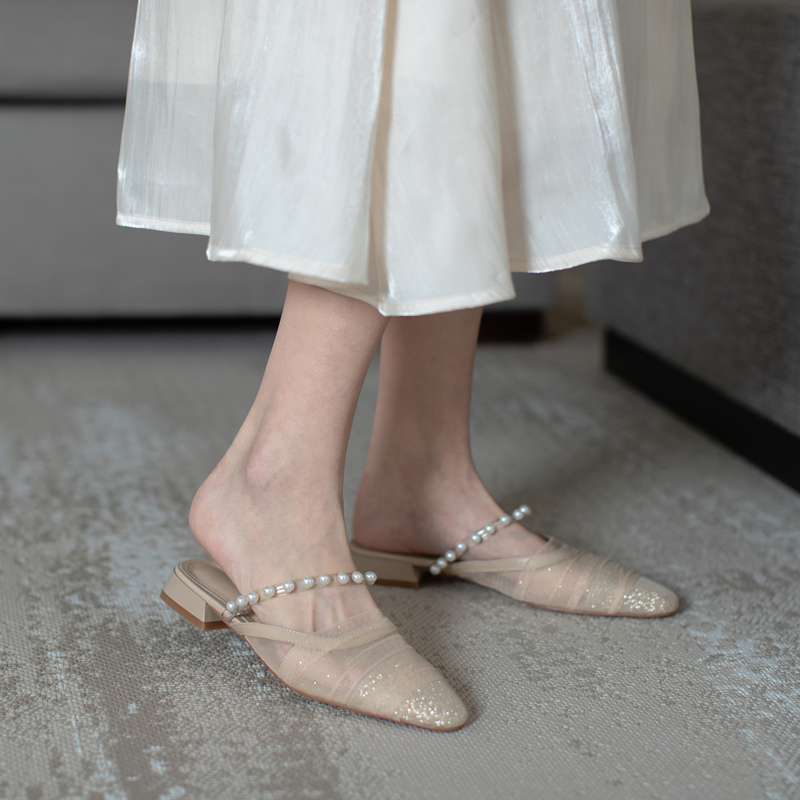 Stylish Casual Outdoor Pearl Mesh Chunky Low-Heeled Half Slippers Sandals for Women - Versatile Summer Footwear Stylish Casual Outdoor Pearl Mesh Chunky Low-Heeled Half Slippers Sandals for Women - Versatile Summer Footwear