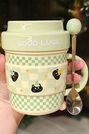 Stylish Ceramic Travel Coffee Cup with Lid - Unique Design, High-Quality Tea Mug for Women, Ideal Gift for Coffee Lovers