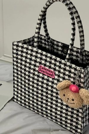 Stylish Checkered Tote Bag - Large Capacity Shoulder Handbag for Work, College, and Daily Commuting