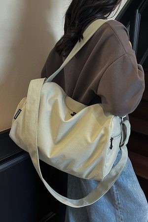 Stylish Large Capacity Travel Bag for Women - Lightweight Versatile Sports Fitness Shoulder Crossbody Bag for Short Trips