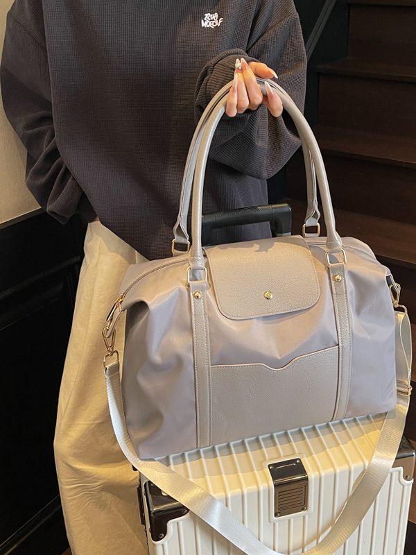 Stylish Large Capacity Women's Fitness Tote Bag - Lightweight Shoulder Bag for Travel, Business, and Short Trips Stylish Large Capacity Women's Fitness Tote Bag - Lightweight Shoulder Bag for Travel, Business, and Short Trips