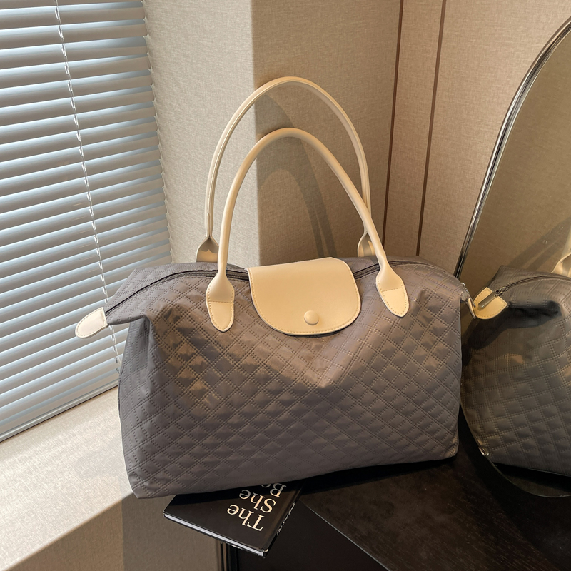 Stylish Lightweight Large Capacity Shoulder Bag for Women - Versatile Travel, Maternity & Storage Bag for Short-Distance Trips Stylish Lightweight Large Capacity Shoulder Bag for Women - Versatile Travel, Maternity & Storage Bag for Short-Distance Trips