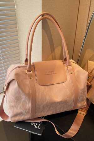 Stylish Lightweight Waterproof Travel Bag for Women - Large Capacity Commuter Shoulder Luggage for Short-Distance Business Trips