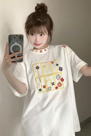 Summer 2025 Women's American Hip-Hop Style Embroidered Short Sleeve T-Shirt - Trendy Couple Streetwear Top