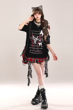 Summer Butterfly Print Short Sleeve T-Shirt for Women, American Style Loose Off-Shoulder Top, Cool Subculture Fashion