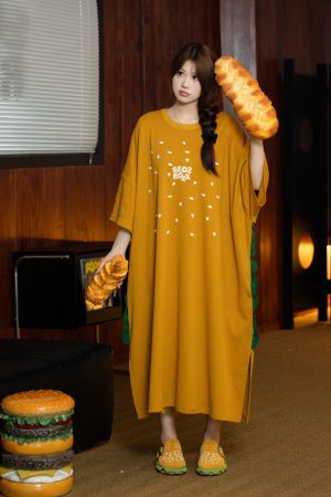 Summer Fun Hamburger Printed Big T-Shirt for Women â€“ Comfortable Loose Home Wear for Daily Commute and Air Conditioning Style