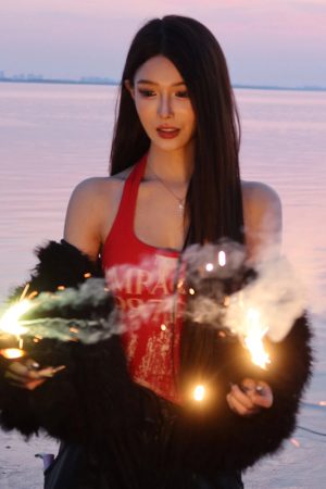 Summer Gradient Halter Top - Sleeveless Backless Shirt with Luxury Letter Print for American Street Style Spicy Girl Fashion