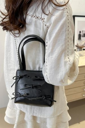 Summer High-End Women's Bucket Handbag with Chain and Silver Bow - Trendy 2025 Fashion Accessory