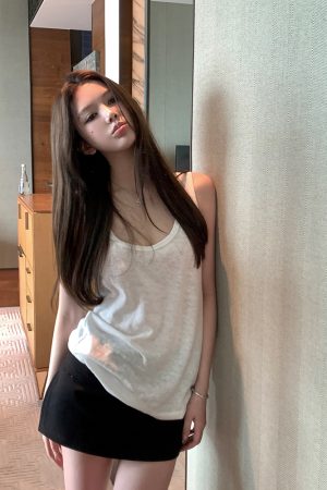 Summer Joy Women's Sleeveless Loose White Top - Versatile Summer Layering Shirt for Effortless Style