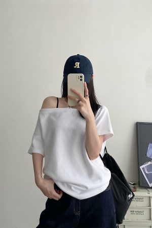 Summer Off-Shoulder Loose Fit Two-Way T-Shirt for Women - Slim-Fit Short Sleeve Top in Sun Grapefruit - Casual 90s Style