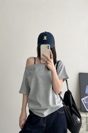 Summer Off-Shoulder Loose Fit Two-Way T-Shirt for Women - Slim-Fit Short Sleeve Top in Sun Grapefruit - Casual 90s Style