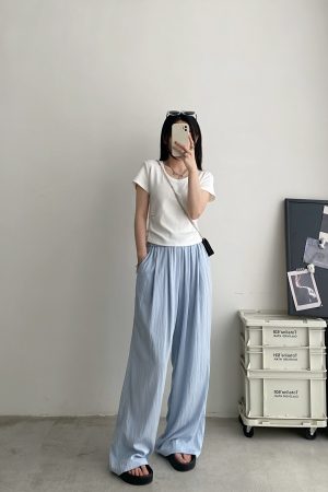 Summer Oversized Pleated Design U-Neck T-Shirt for Women - Slimming White Short Sleeve Top with Sun Grapefruit Pattern