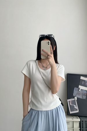 Summer Oversized Pleated Design U-Neck T-Shirt for Women - Slimming White Short Sleeve Top with Sun Grapefruit Pattern