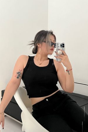 Summer Women's Sexy Comfortable Sleeveless Sports Tank Top - Versatile Spicy Girl Style for Outer Wear