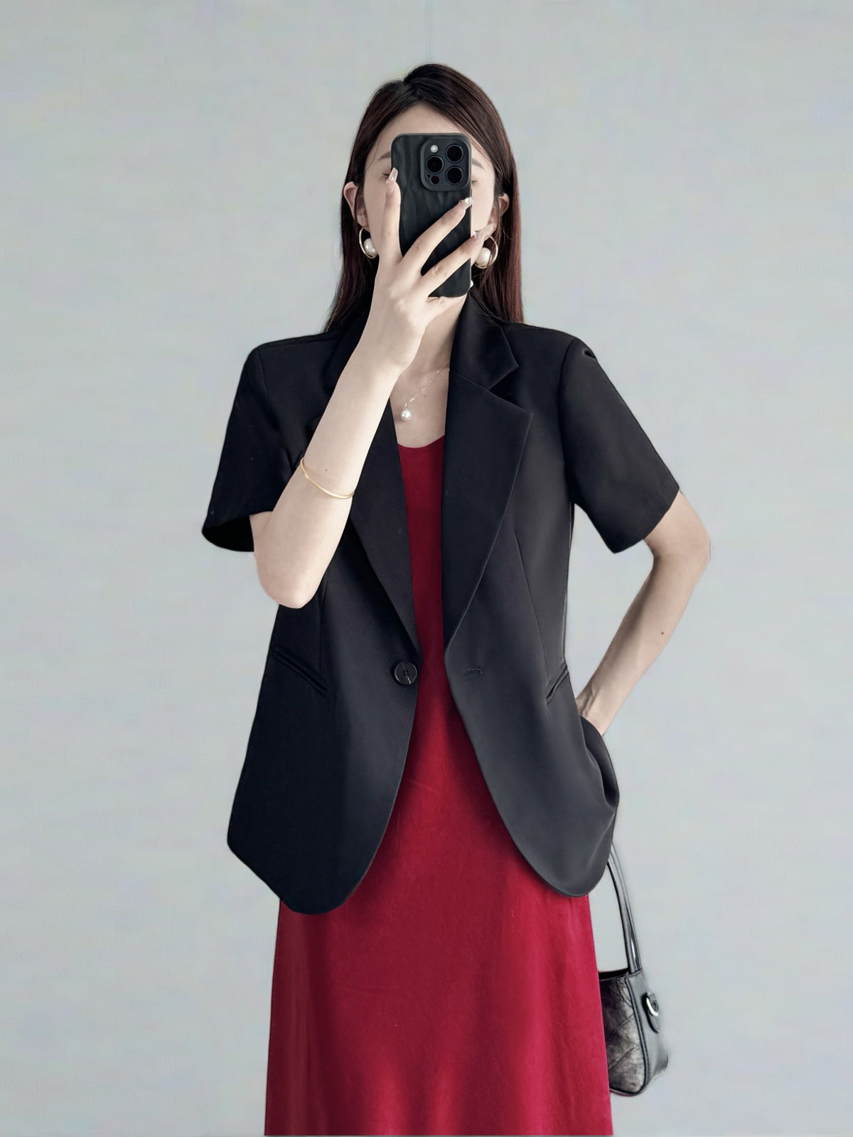 Summer Women's Short-Sleeved Suit Jacket in White and Black, High-End Loose Fit Blazer for Slimming Casual Style Summer Women's Short-Sleeved Suit Jacket in White and Black, High-End Loose Fit Blazer for Slimming Casual Style