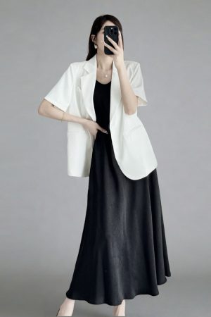 Summer Women's Short-Sleeved Suit Jacket in White and Black, High-End Loose Fit Blazer for Slimming Casual Style