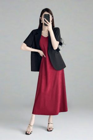 Summer Women's Short-Sleeved Suit Jacket in White and Black, High-End Loose Fit Blazer for Slimming Casual Style