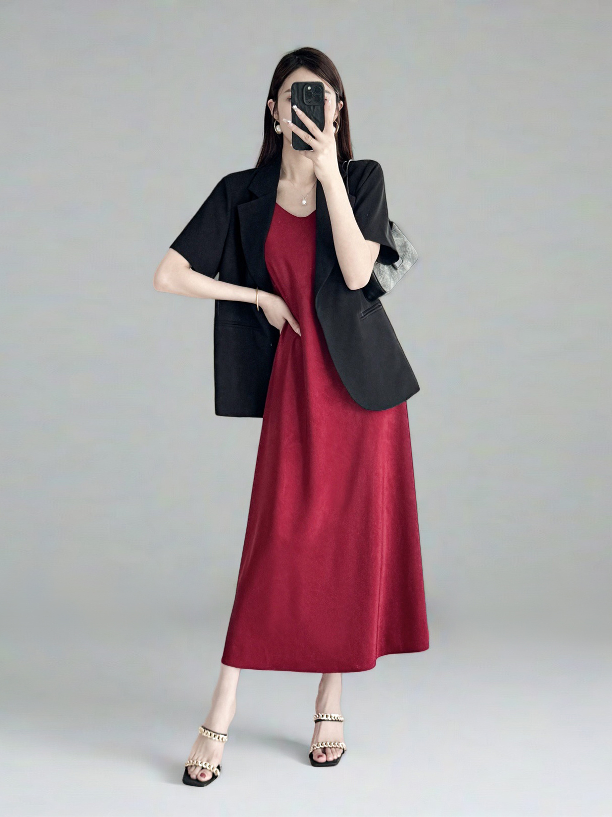 Summer Women's Short-Sleeved Suit Jacket in White and Black, High-End Loose Fit Blazer for Slimming Casual Style Summer Women's Short-Sleeved Suit Jacket in White and Black, High-End Loose Fit Blazer for Slimming Casual Style