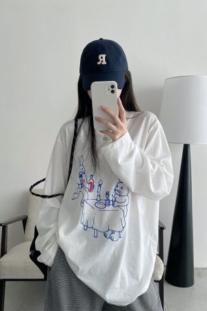 Sun Protection Cartoon Long Sleeve T-Shirt in Thin All-Cotton with Slimming Fit and Round Neck â€“ Perfect for Casual Summer Style